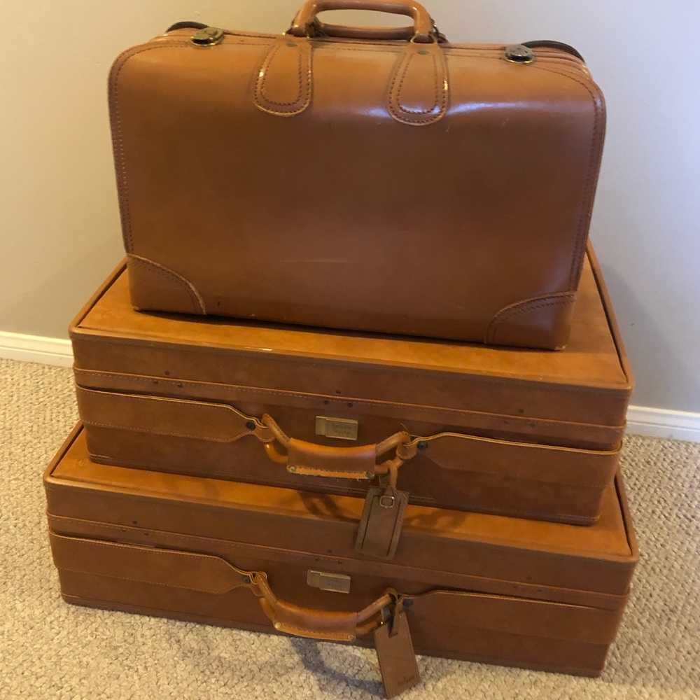 Vintage Hartmann 3 piece luggage set